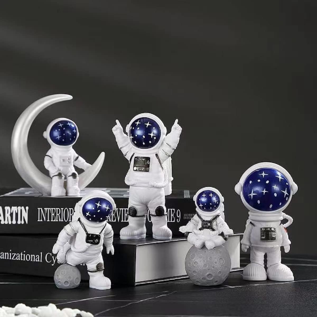 Plushyfe™ GalaxyWalker – Astronaut Figure Home Decor