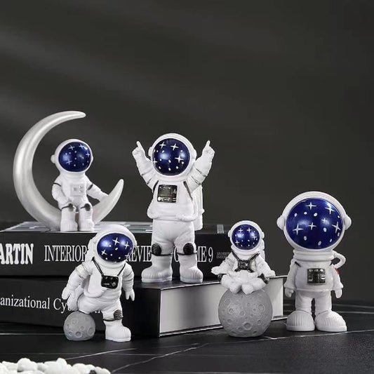 Plushyfe™ GalaxyWalker – Astronaut Figure Home Decor